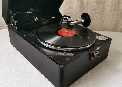 1946 Columbia Viva-Tonal Grafonola 9000A - 3b449bcc 0921 43fb ab54 fe26735c9051